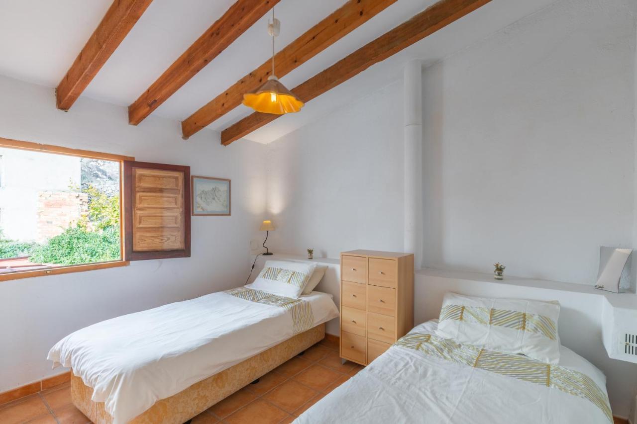 Casa Serrella - Abdet Confrides Luaran gambar